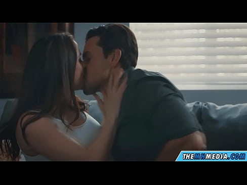 ❤️ Rhyw rhamantus gyda mam busty dda ❤ Porno vk wrthon ni