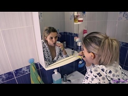 ❤️ Mae darnia gyda ifanc mewn pyjamas yn dod i ben cum llafar yn ass - letty du ❤ Porno vk wrthon ni